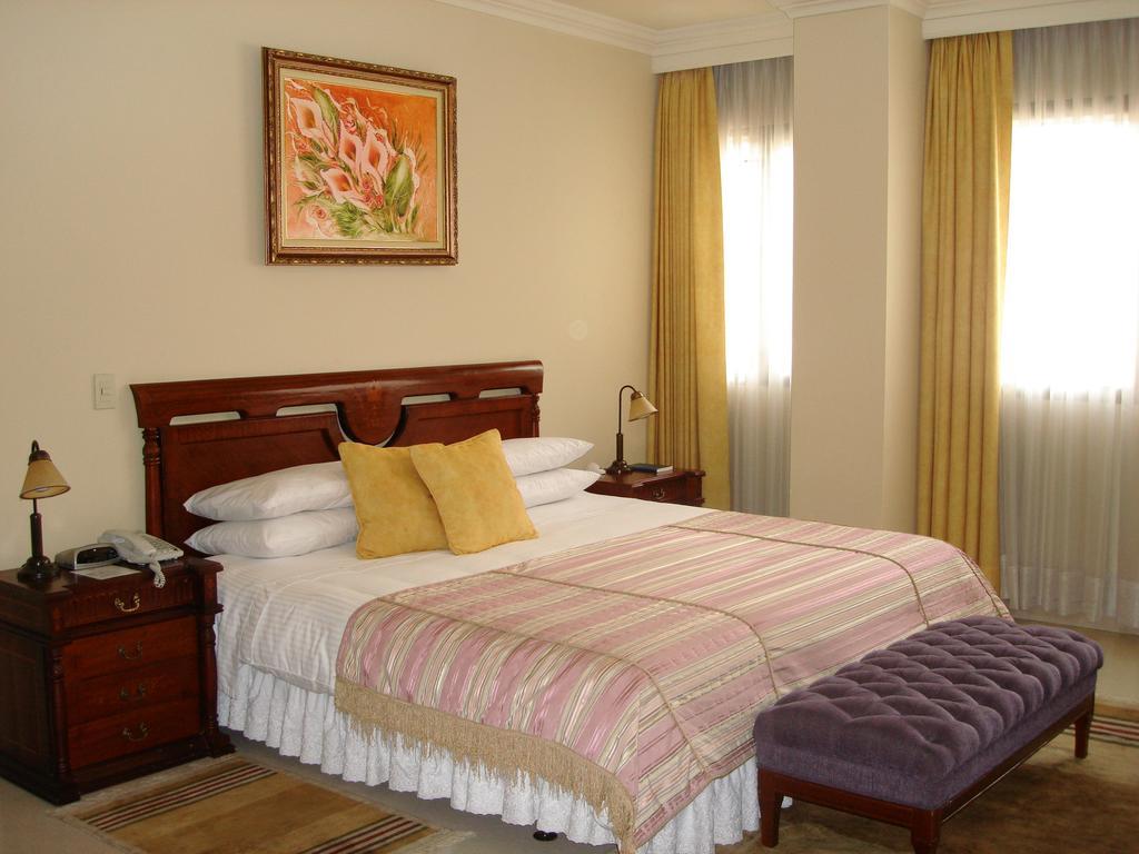 Hotel La Font Boutique Μπογκοτά Δωμάτιο φωτογραφία